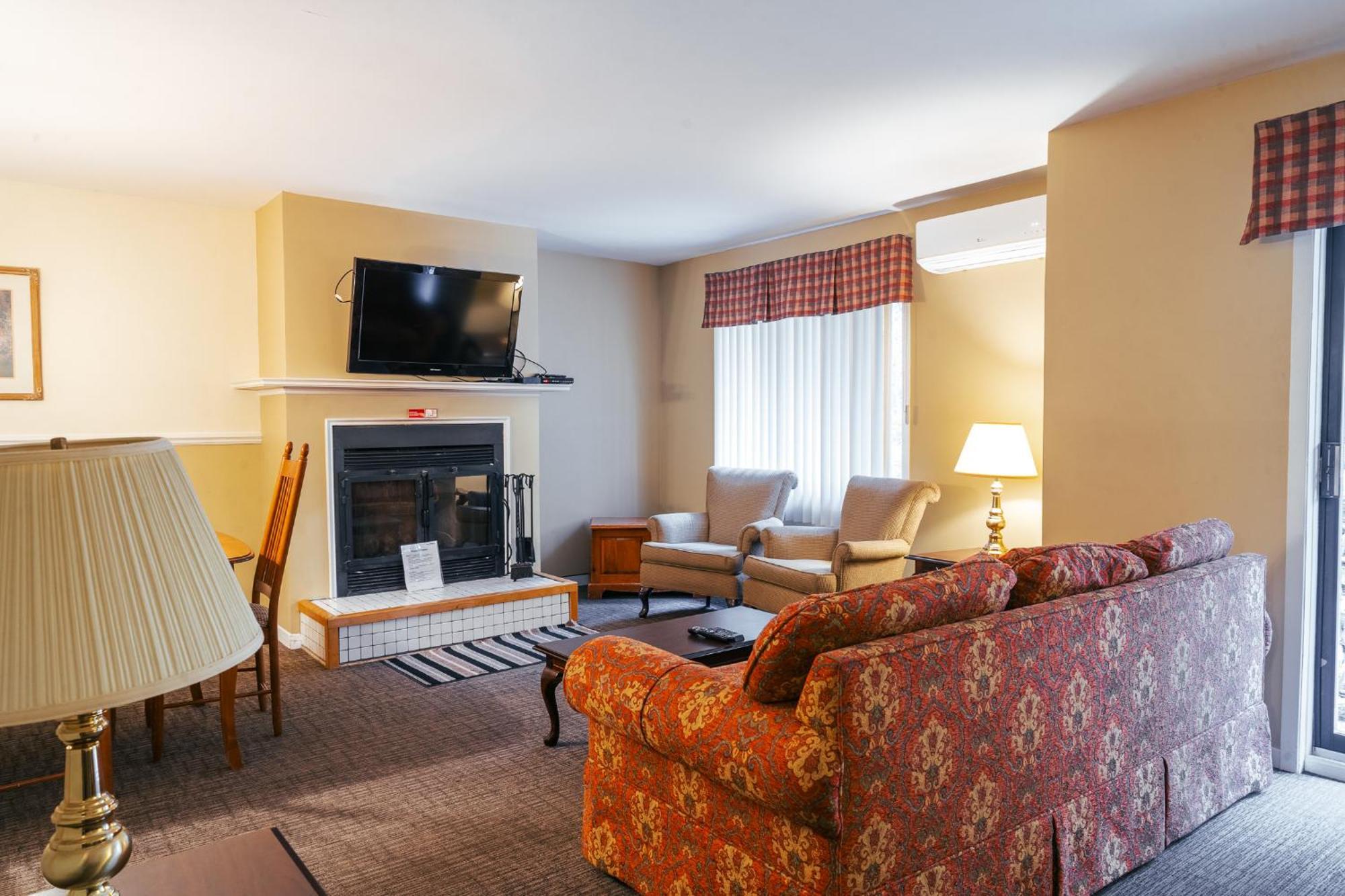 Mont Blanc Hotel & Condos Saint-Faustin Room photo